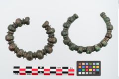Foto von Bronzeknotenarmreif (NHMW-PRAE-024788)